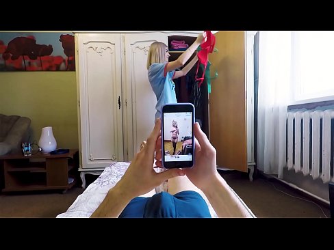 ❤️ Arrebaordeak ama etxeratu baino lehen egin zuen anaia ️❌ Sexu bideoa gugan ❤